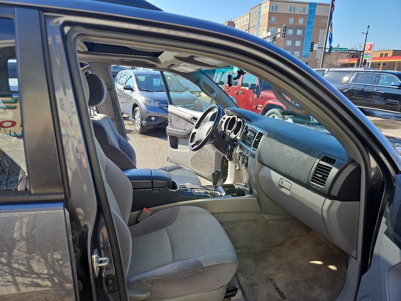 Toyota 4Runner 4dr SR5 V8 Auto 4WD (Natl) 2003