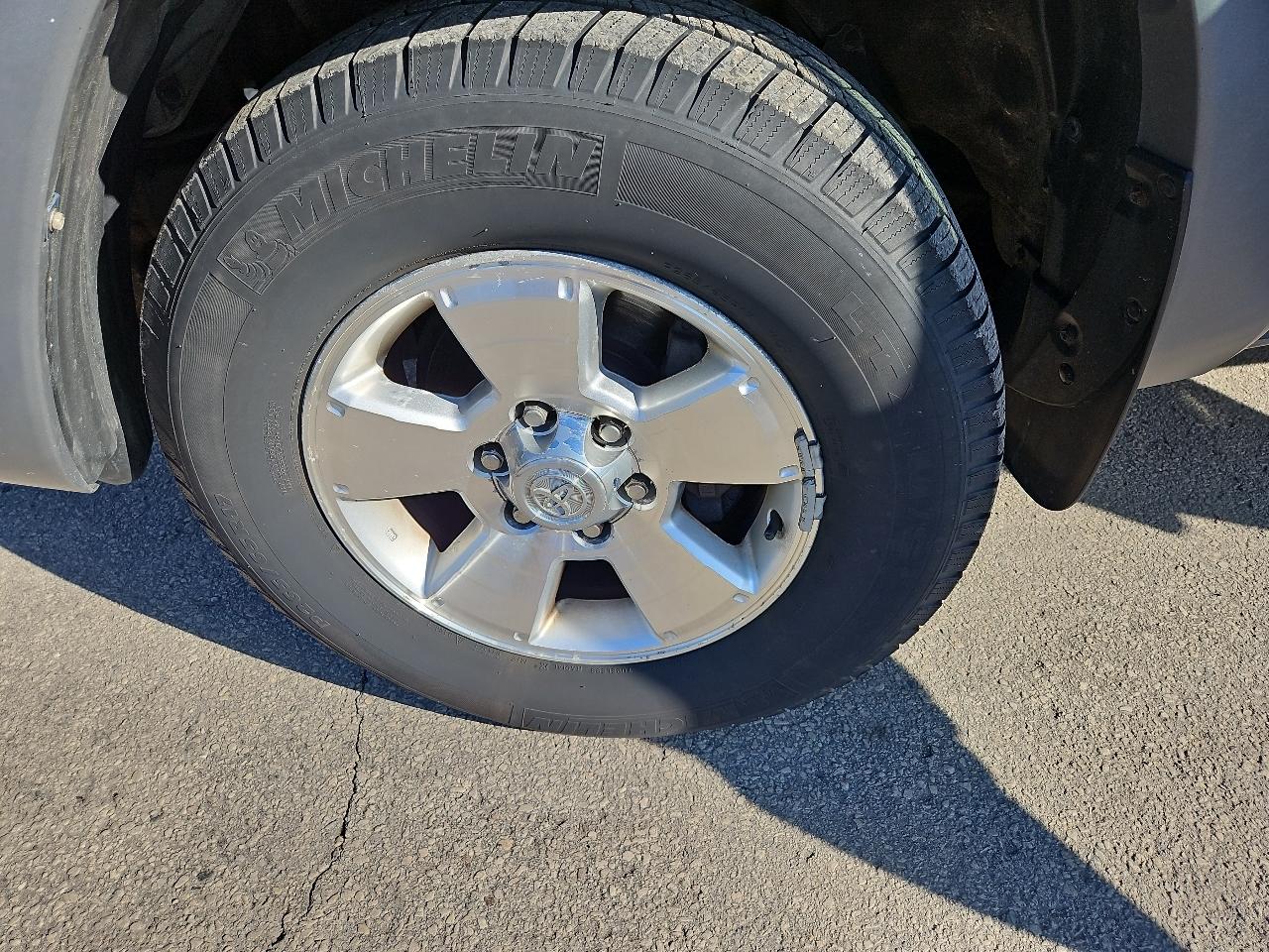 Toyota 4Runner 4dr SR5 V8 Auto 4WD (Natl) 2003