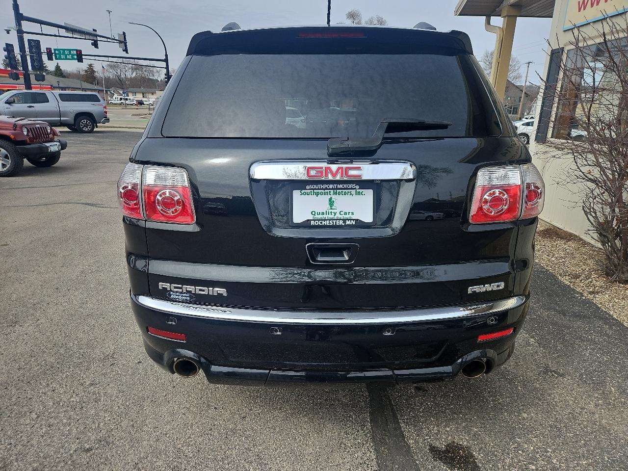 GMC Acadia AWD 4dr Denali 2012