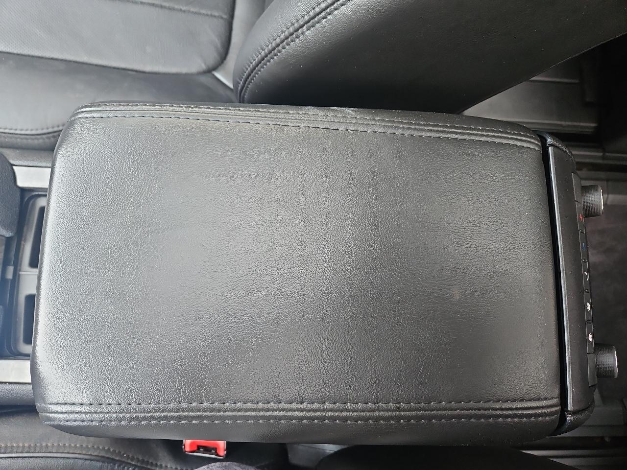 GMC Acadia AWD 4dr Denali 2012