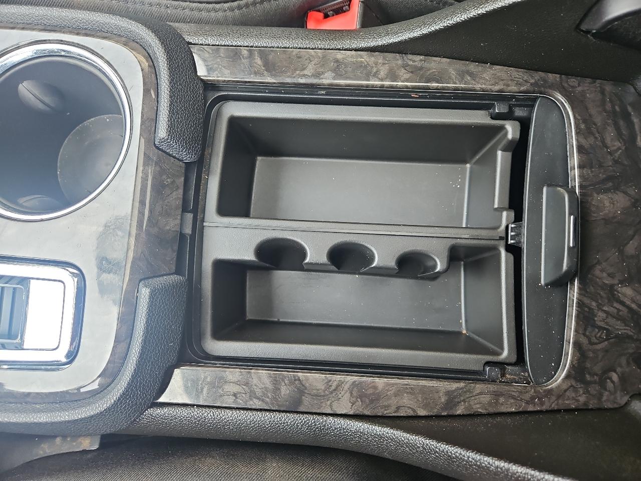 GMC Acadia AWD 4dr Denali 2012