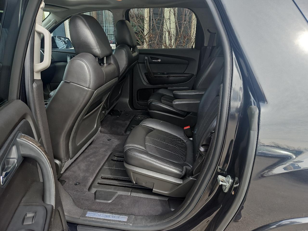 GMC Acadia AWD 4dr Denali 2012