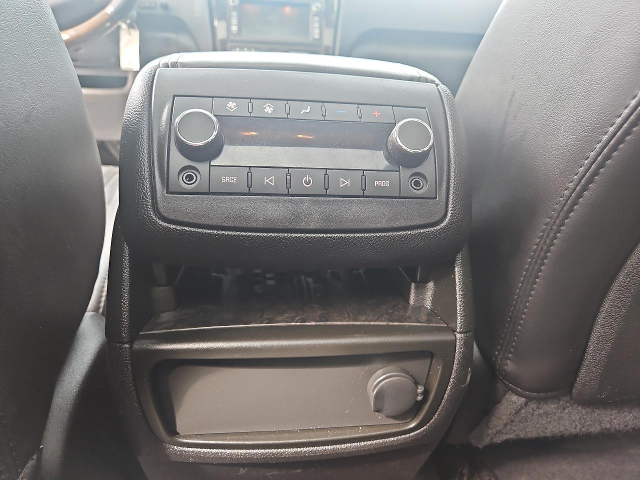 GMC Acadia AWD 4dr Denali 2012