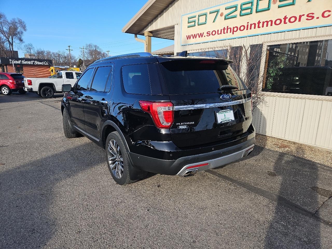 Ford Explorer 4WD 4dr Platinum 2016
