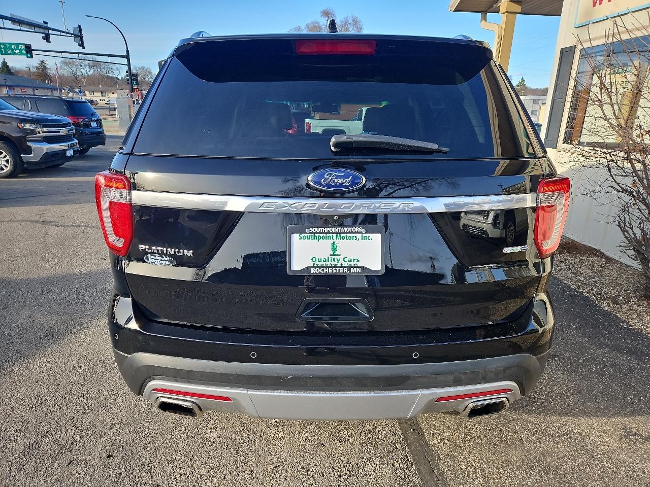Ford Explorer 4WD 4dr Platinum 2016
