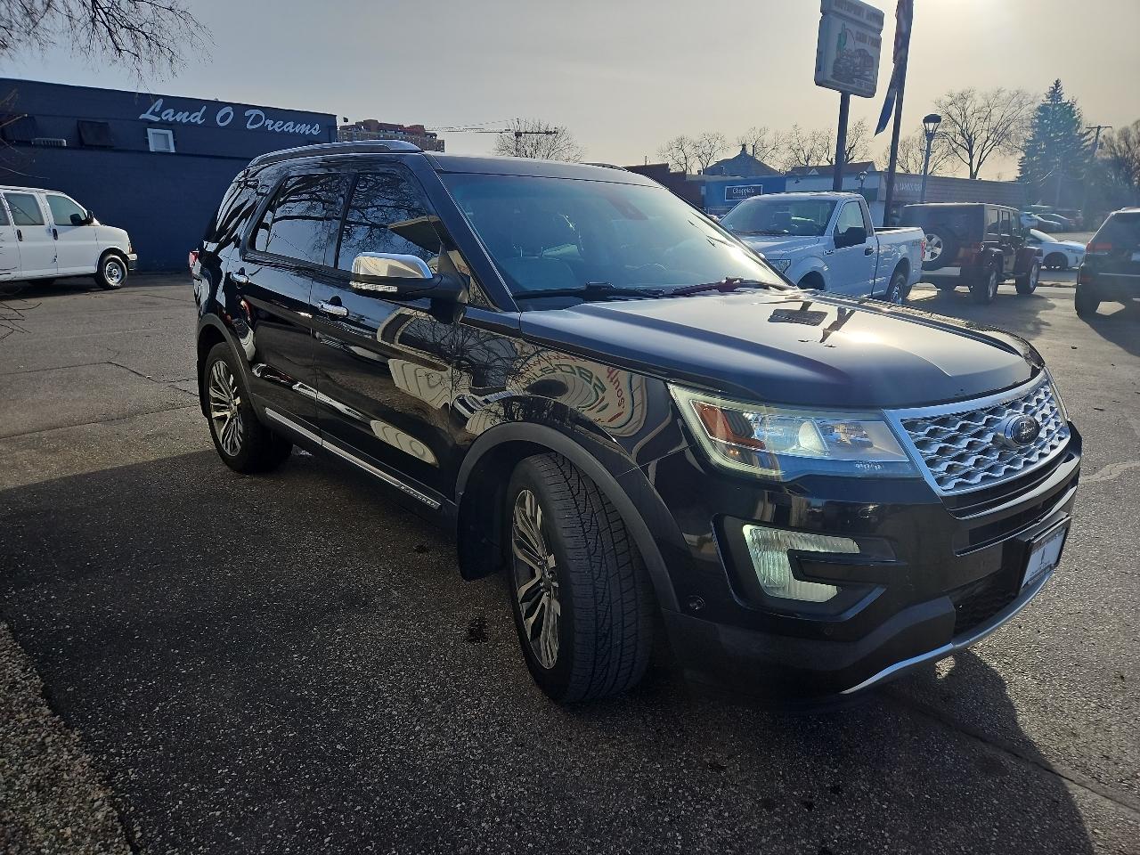 Ford Explorer 4WD 4dr Platinum 2016