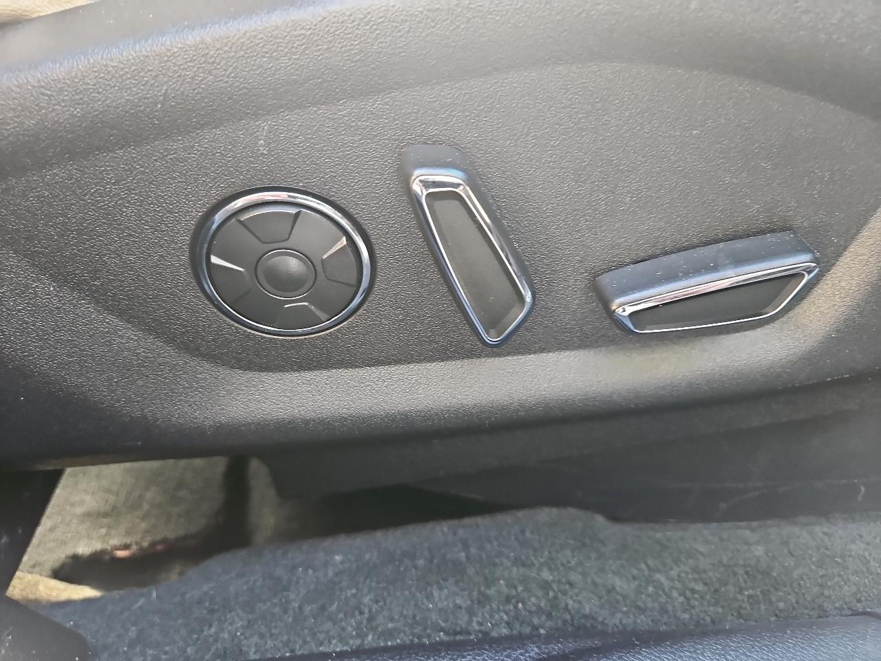 Ford Explorer 4WD 4dr Platinum 2016