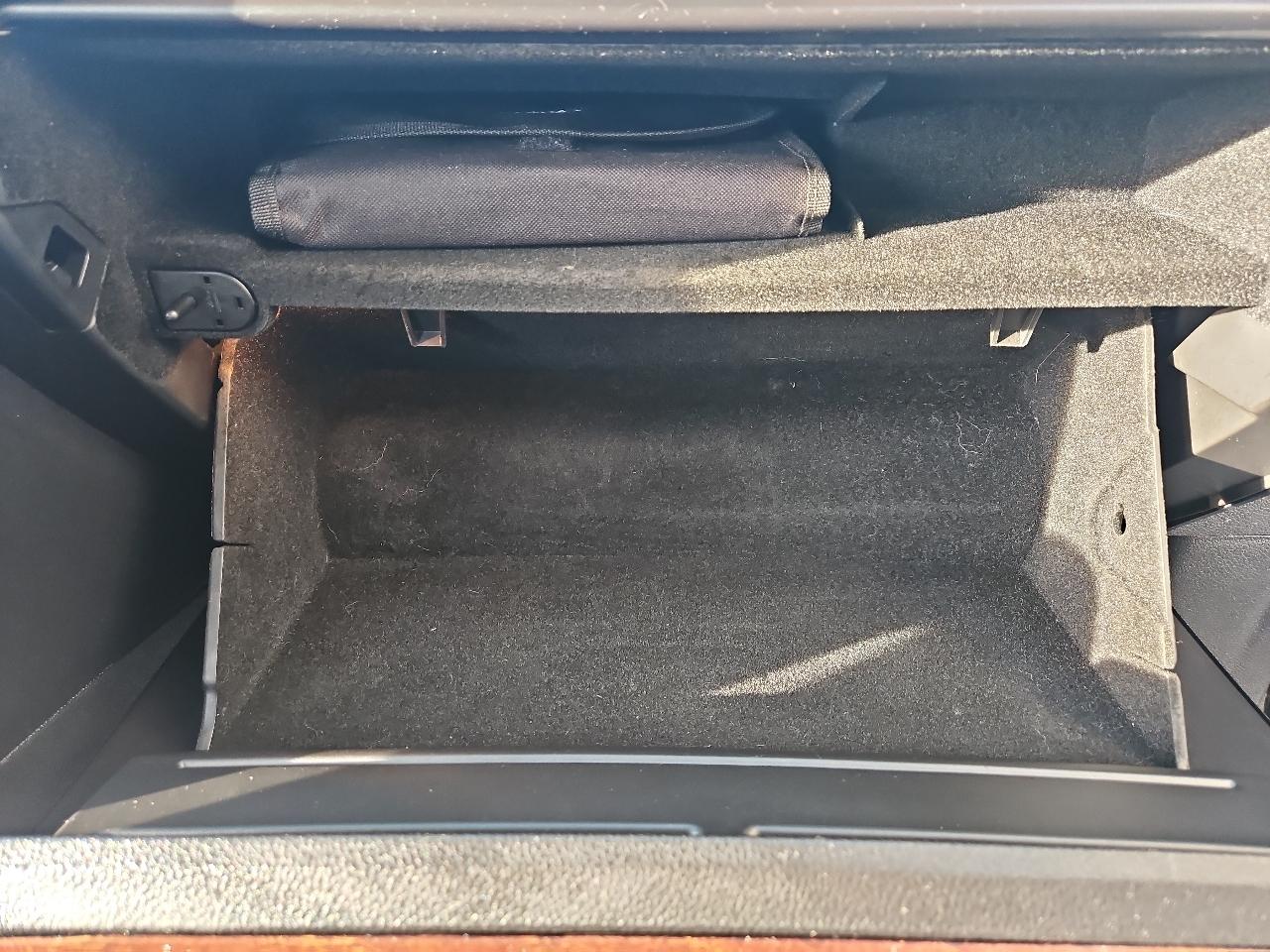 Ford Explorer 4WD 4dr Platinum 2016