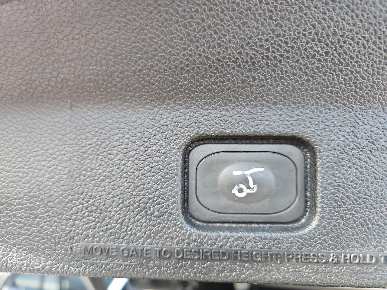 Ford Explorer 4WD 4dr Platinum 2016