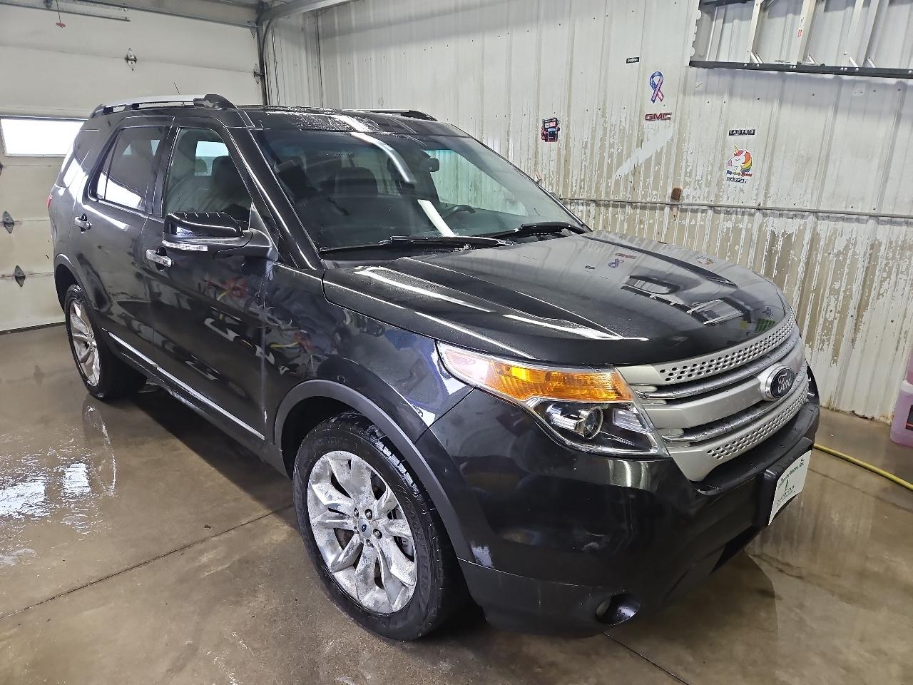 2015 Ford Explorer 4WD 4dr XLT