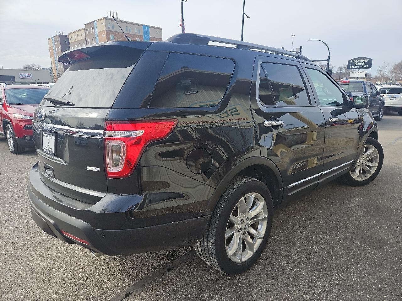 Ford Explorer 4WD 4dr XLT 2015