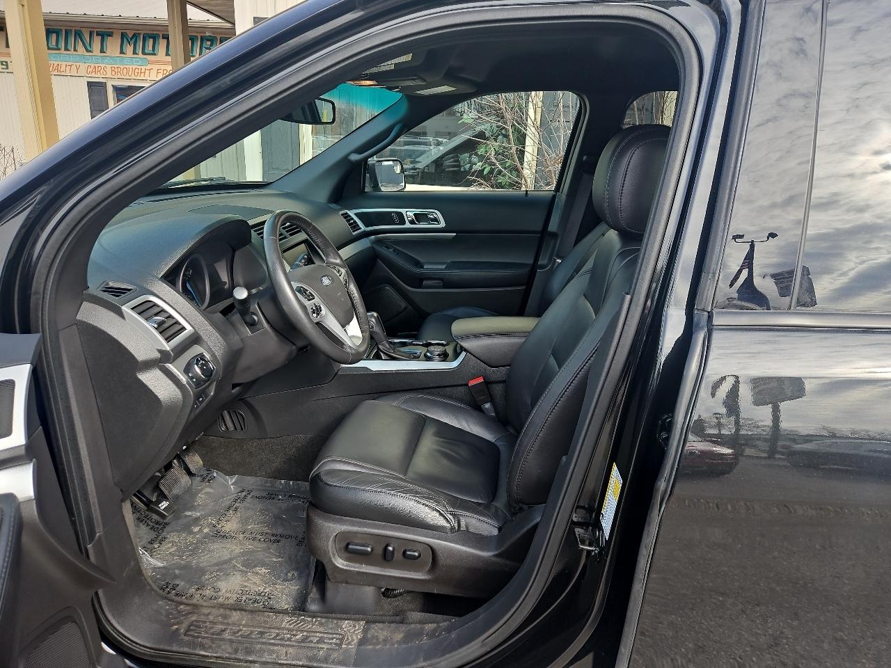 Ford Explorer 4WD 4dr XLT 2015