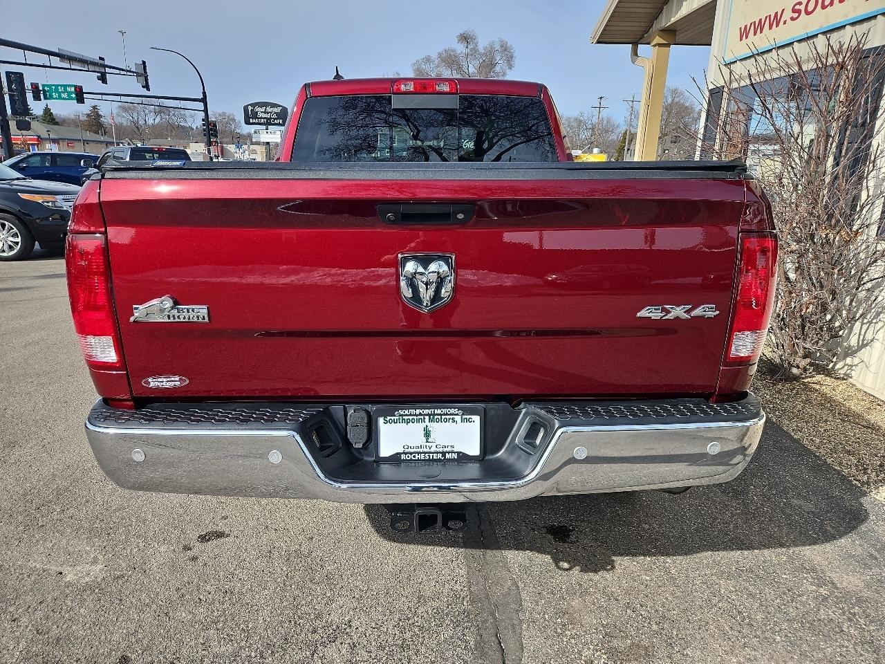 RAM 1500 Big Horn 4x4 Quad Cab 6'4" Box 2018