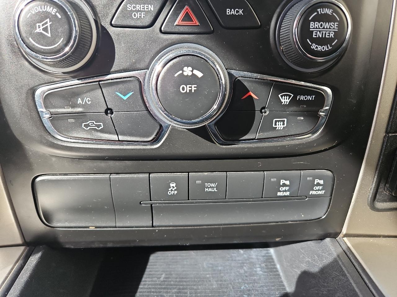 RAM 1500 Big Horn 4x4 Quad Cab 6'4" Box 2018