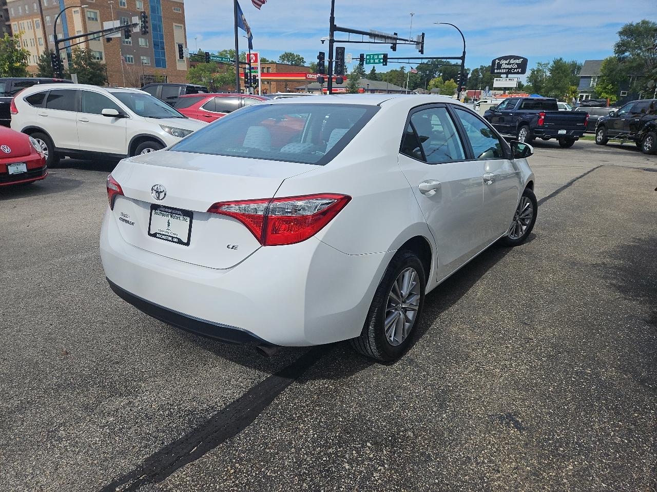 Toyota Corolla 4dr Sdn CVT LE Premium (Natl) 2014