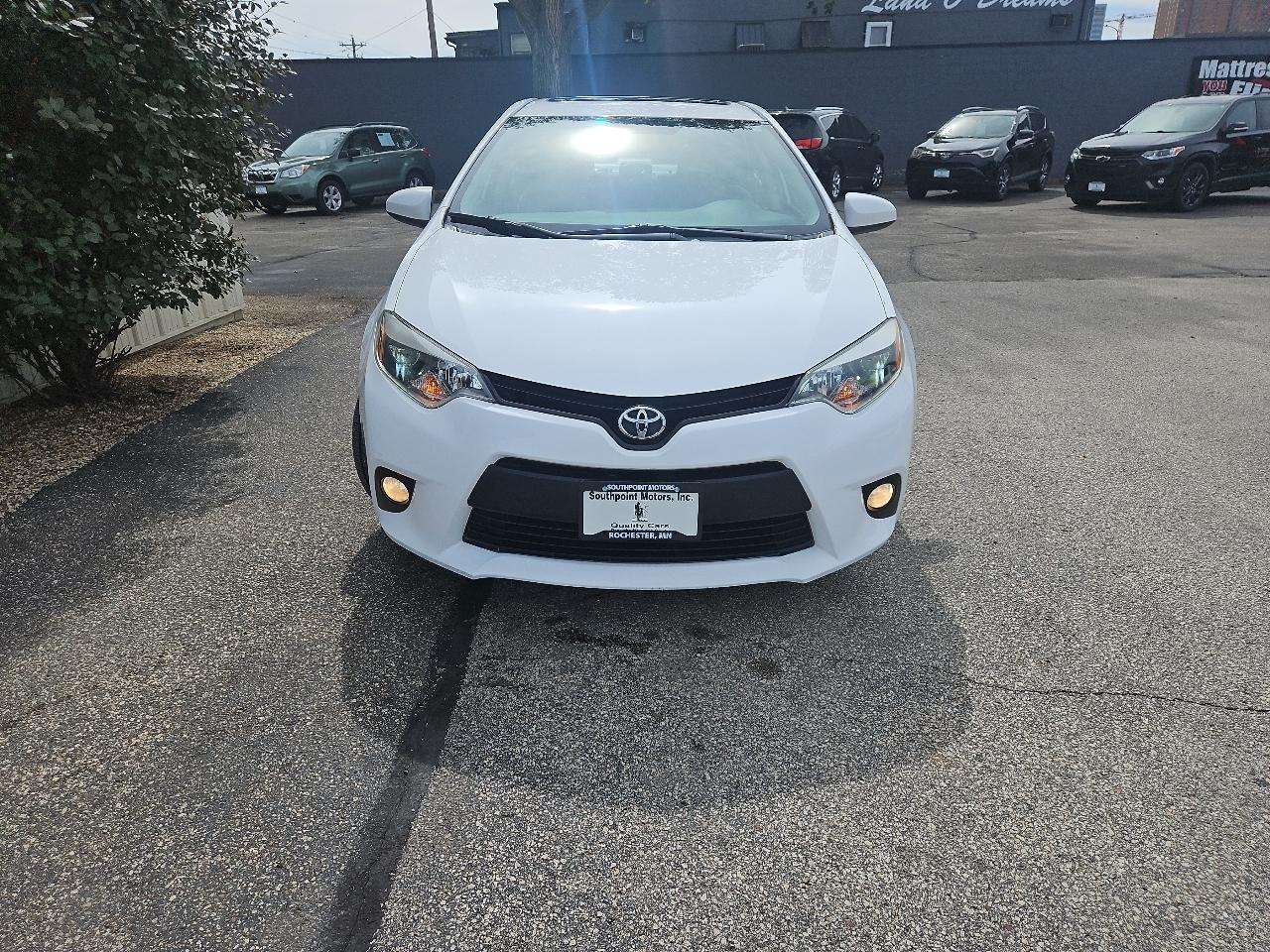 Toyota Corolla 4dr Sdn CVT LE Premium (Natl) 2014