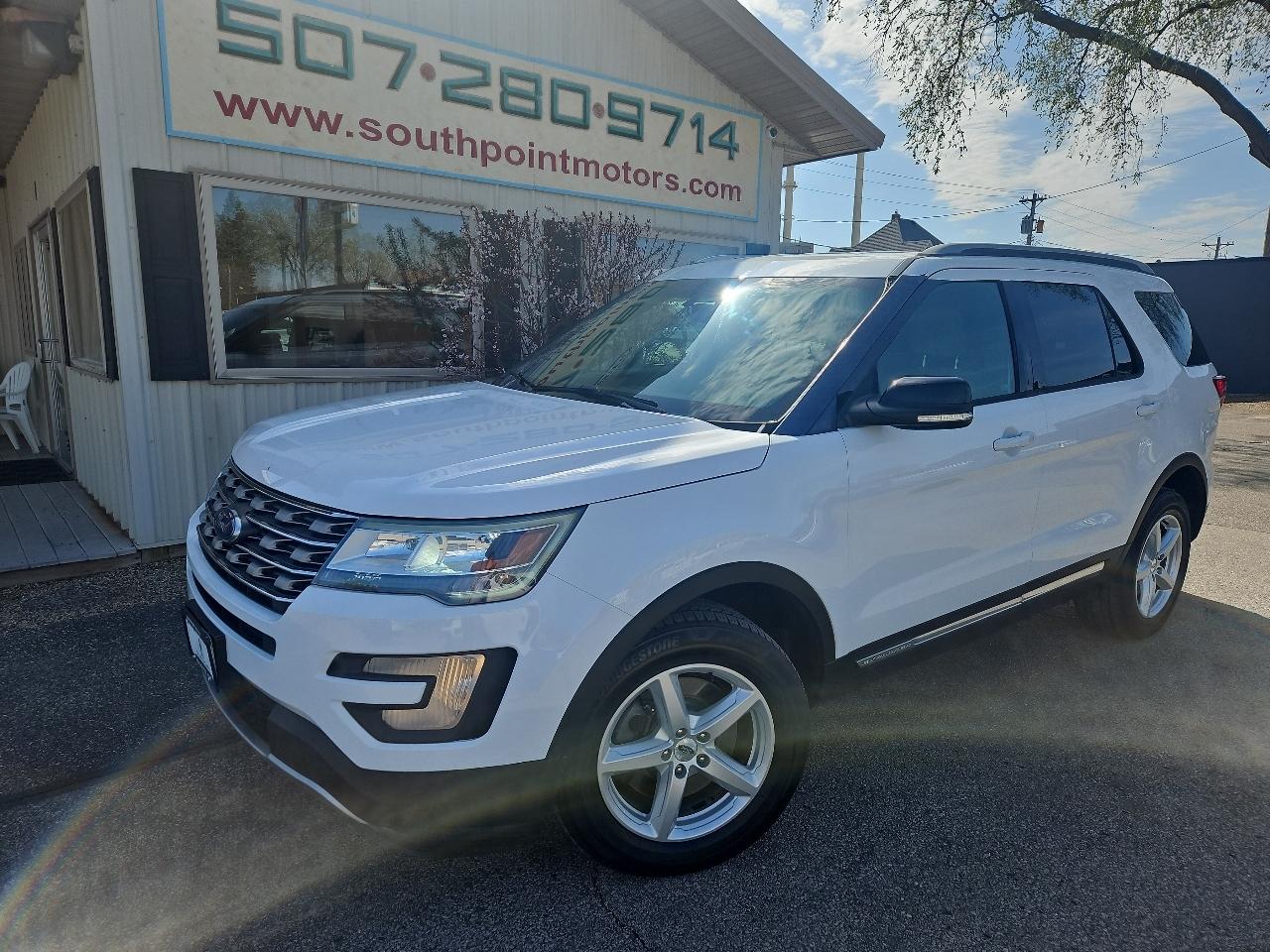 2016 Ford Explorer 4WD 4dr XLT