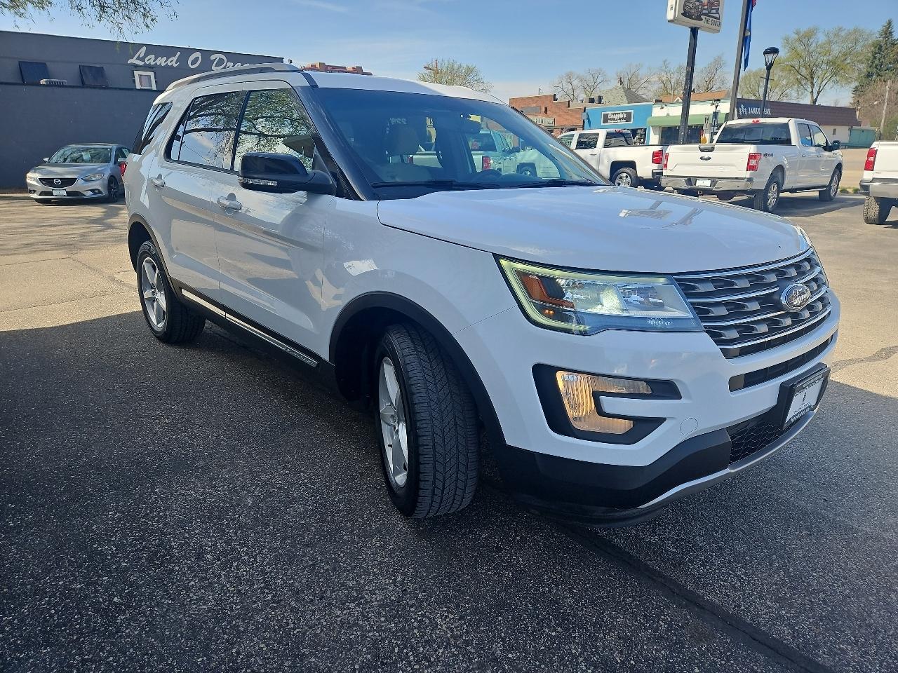Ford Explorer 4WD 4dr XLT 2016