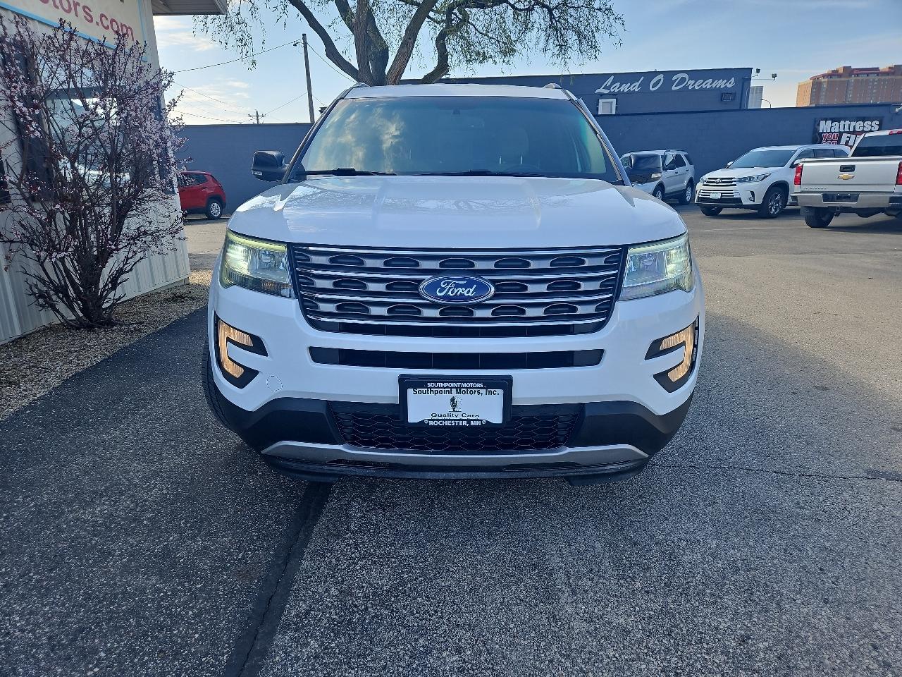Ford Explorer 4WD 4dr XLT 2016