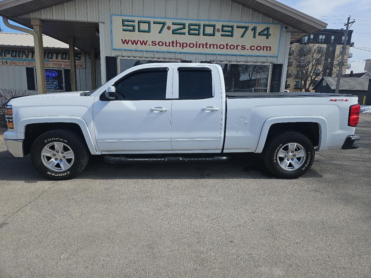Chevrolet Silverado 1500 4WD Double Cab 143.5" LT w/1LT 2015