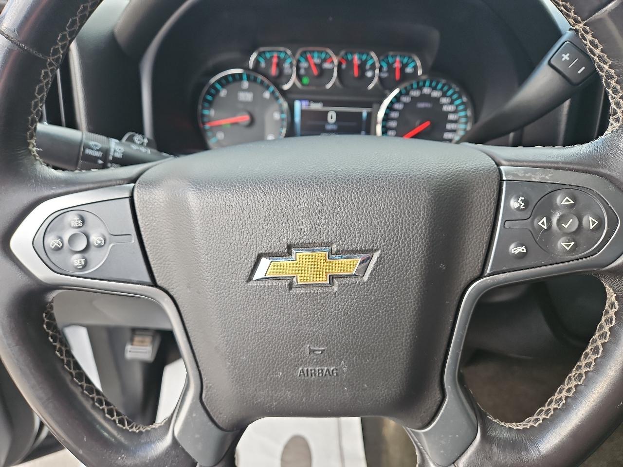 Chevrolet Silverado 1500 4WD Double Cab 143.5" LT w/1LT 2015