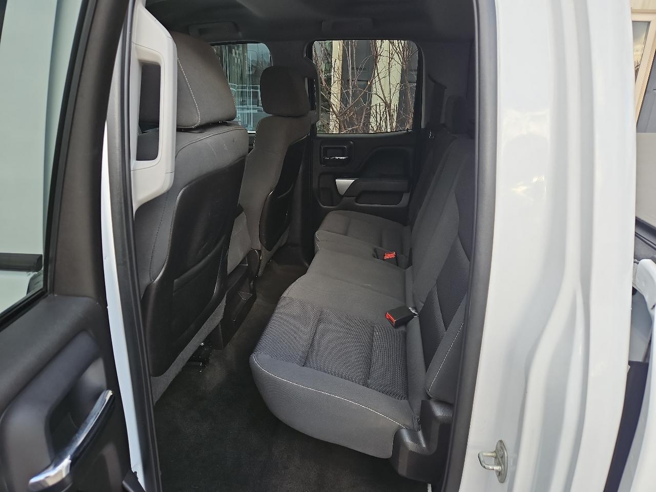 Chevrolet Silverado 1500 4WD Double Cab 143.5" LT w/1LT 2015