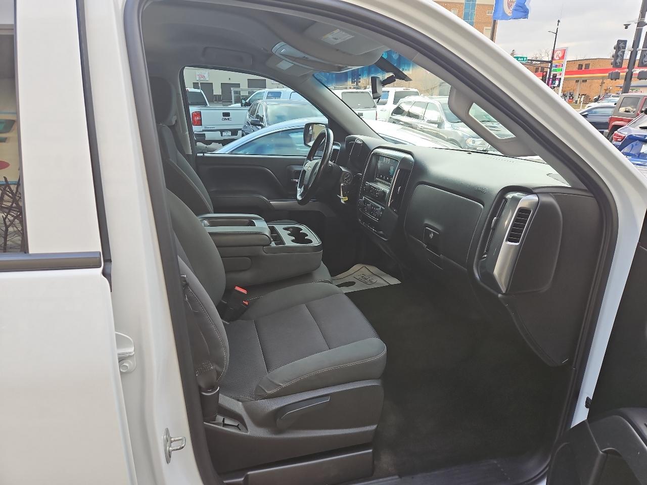 Chevrolet Silverado 1500 4WD Double Cab 143.5" LT w/1LT 2015