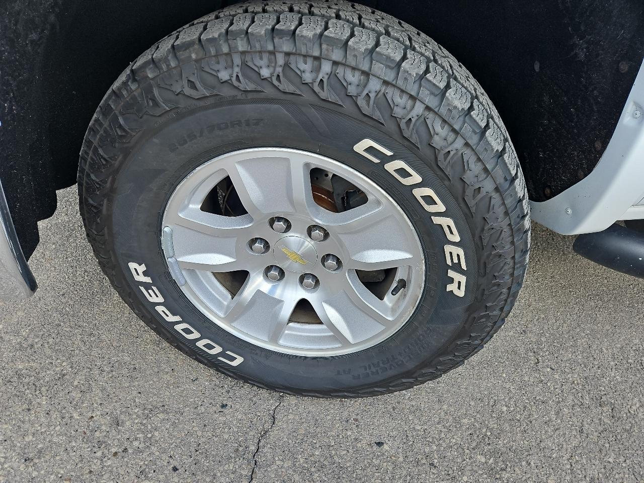 Chevrolet Silverado 1500 4WD Double Cab 143.5" LT w/1LT 2015