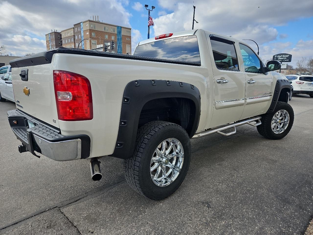 Chevrolet Silverado 1500 4WD Crew Cab 143.5" LT 2013