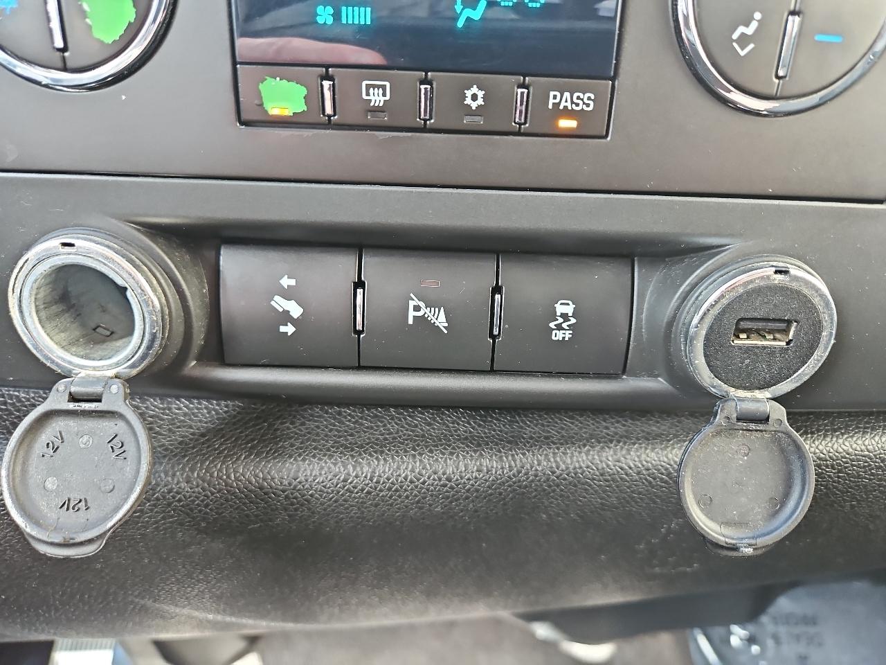 Chevrolet Silverado 1500 4WD Crew Cab 143.5" LT 2013