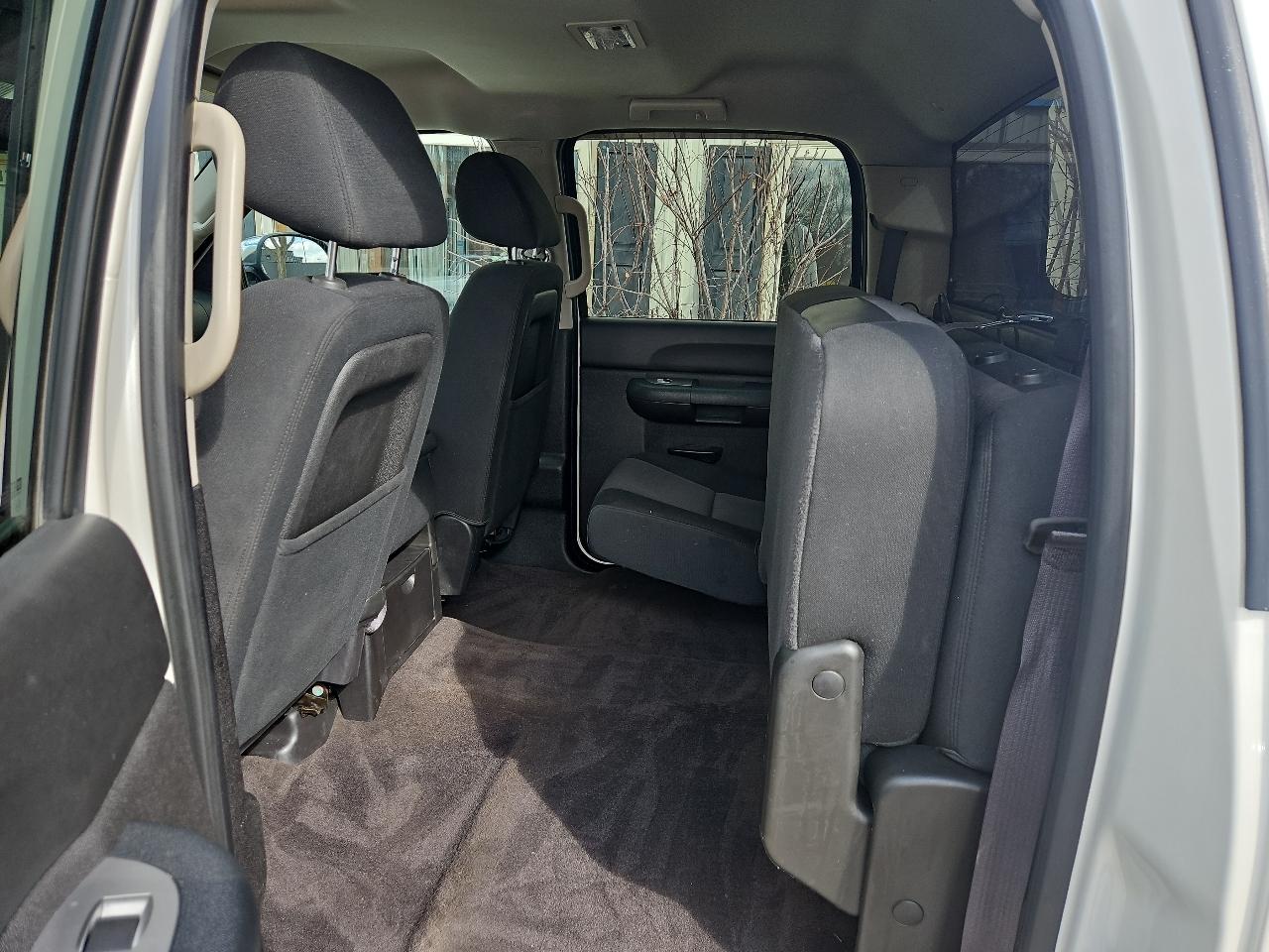 Chevrolet Silverado 1500 4WD Crew Cab 143.5" LT 2013