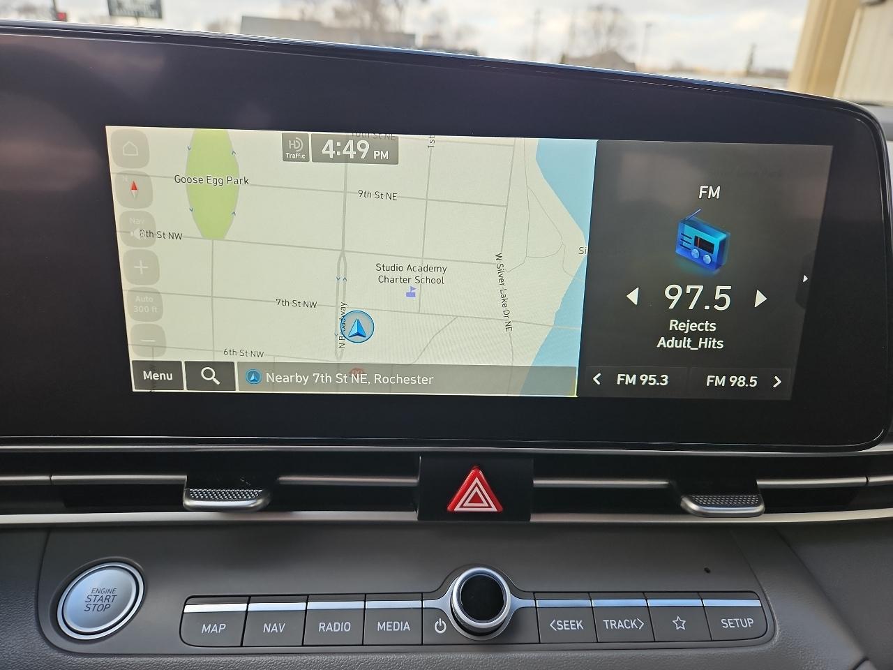 Hyundai Elantra SEL IVT 2023