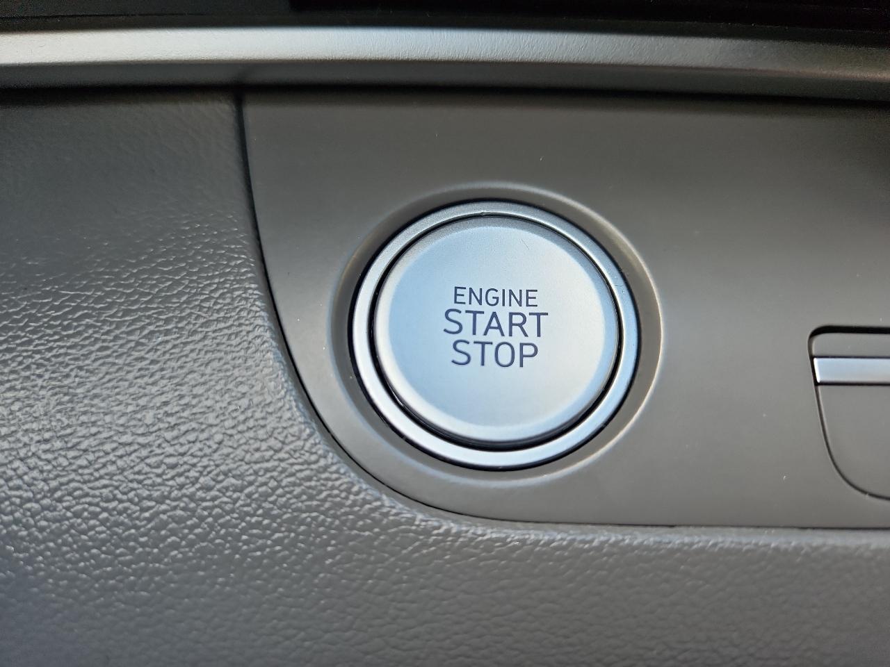 Hyundai Elantra SEL IVT 2023