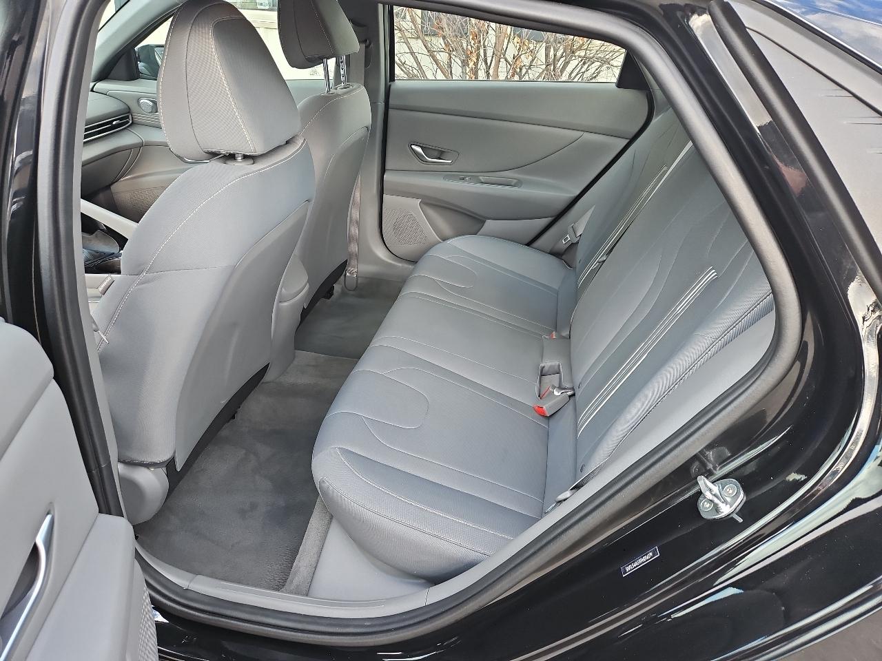 Hyundai Elantra SEL IVT 2023