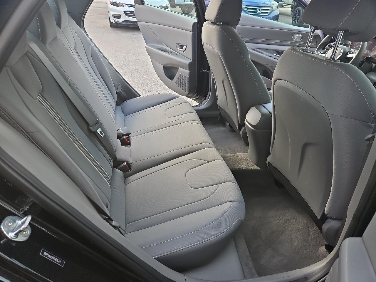 Hyundai Elantra SEL IVT 2023