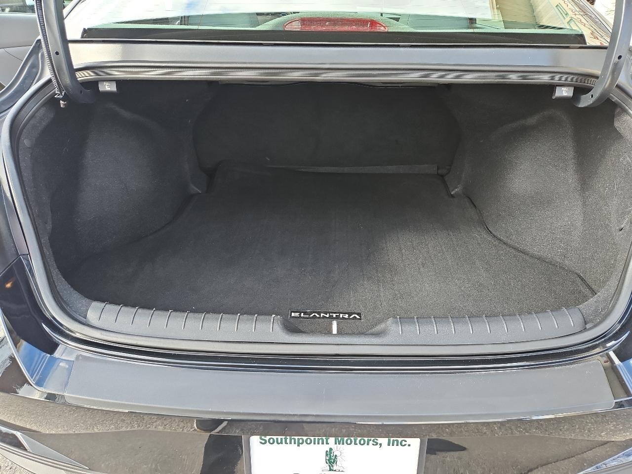 Hyundai Elantra SEL IVT 2023