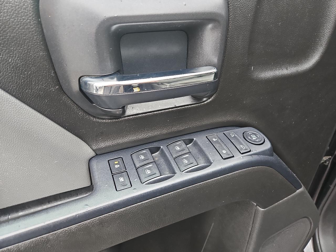 GMC Sierra 1500 4WD Crew Cab 143.5" 2016