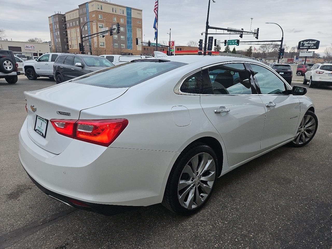 Chevrolet Malibu 4dr Sdn Premier w/2LZ 2017