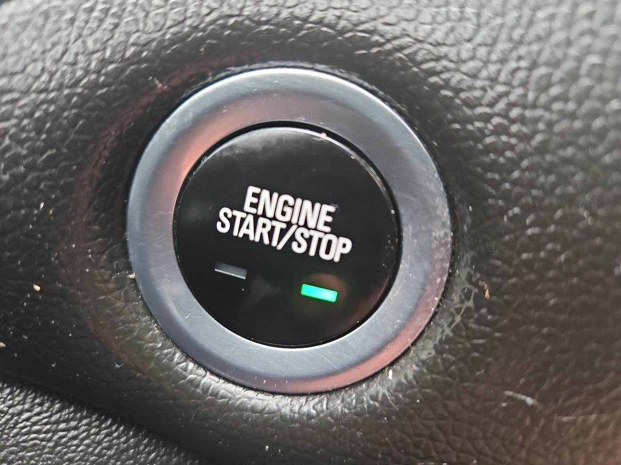 Chevrolet Malibu 4dr Sdn Premier w/2LZ 2017