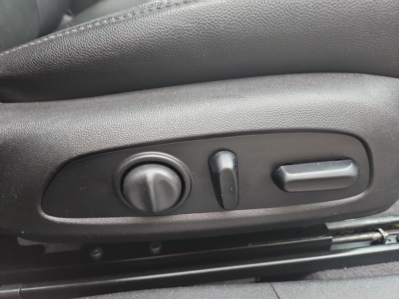 Chevrolet Malibu 4dr Sdn Premier w/2LZ 2017