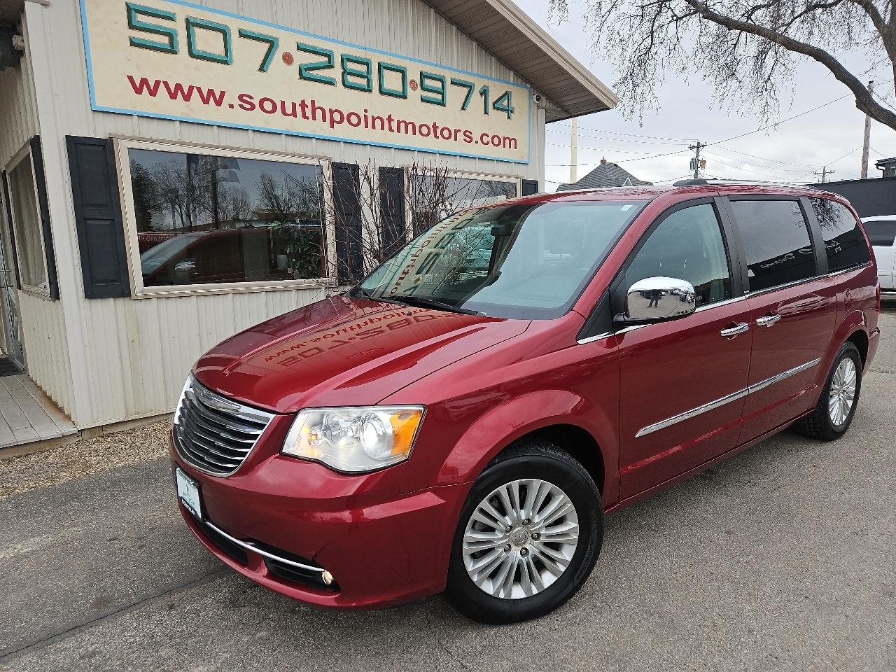 Chrysler Town & Country 4dr Wgn Limited 2012