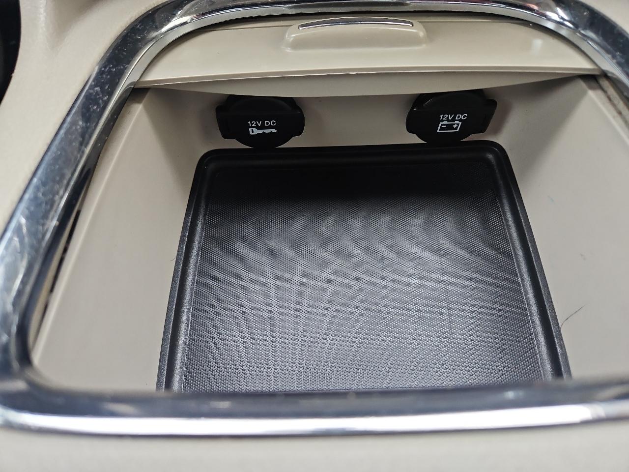 Chrysler Town & Country 4dr Wgn Limited 2012