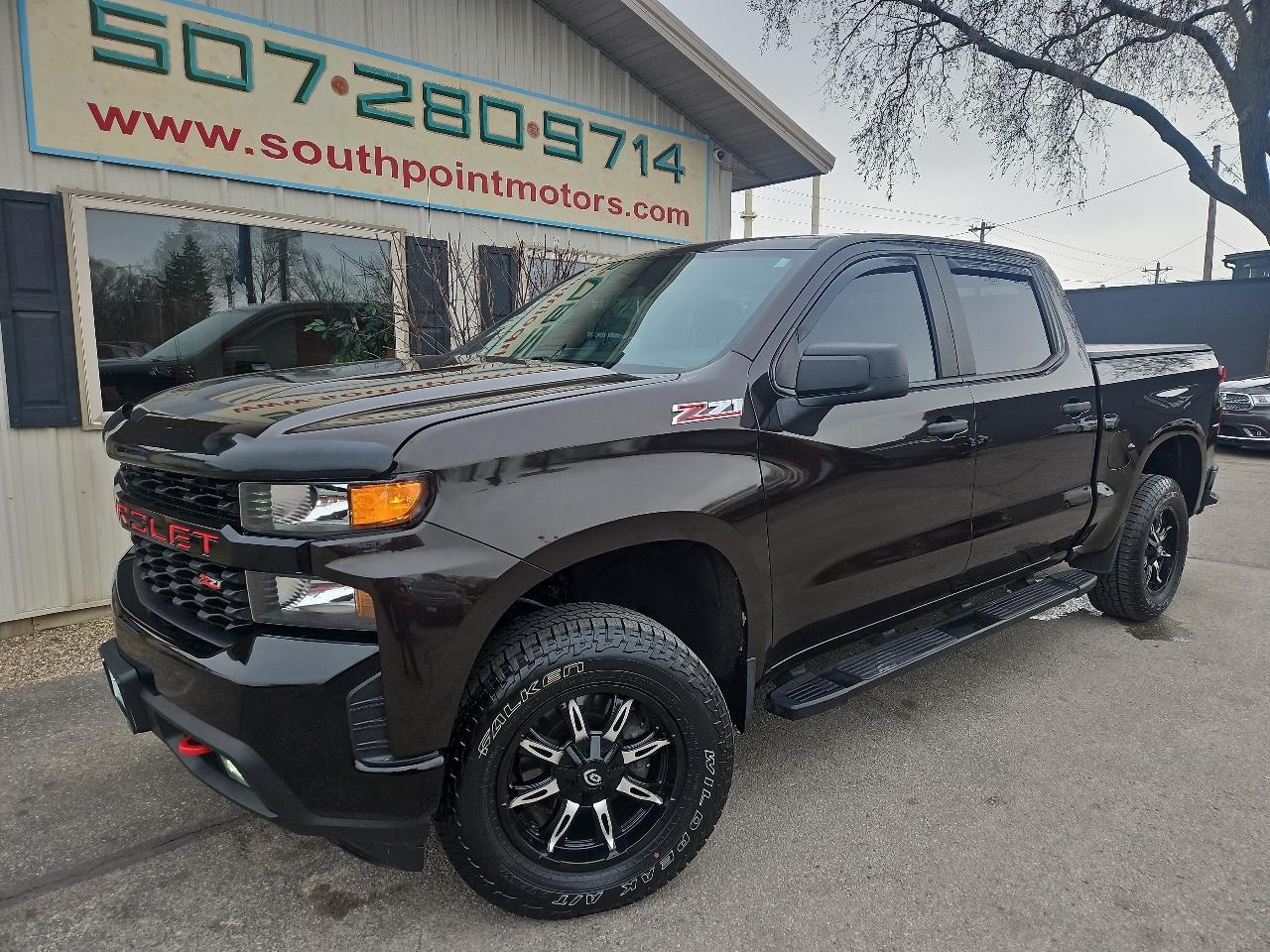 2019 Chevrolet Silverado 1500 4WD Crew Cab 147" Custom Trail Boss