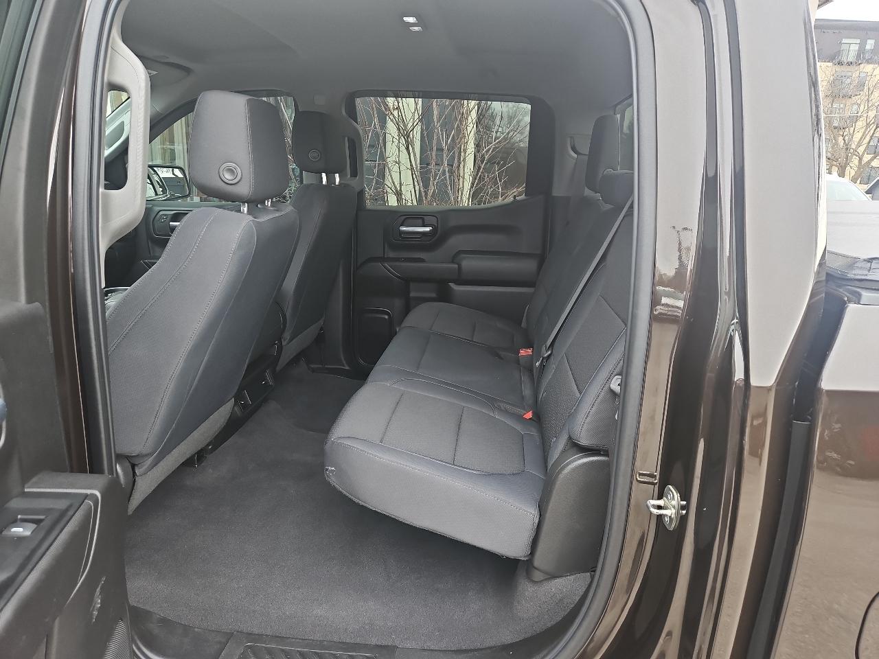 Chevrolet Silverado 1500 4WD Crew Cab 147" Custom Trail Boss 2019