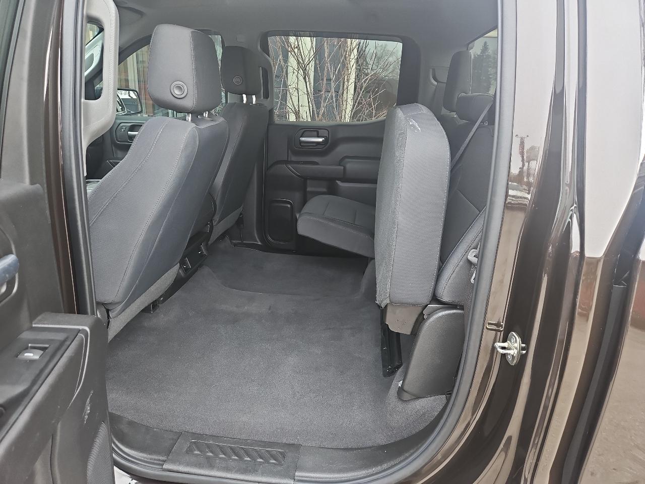 Chevrolet Silverado 1500 4WD Crew Cab 147" Custom Trail Boss 2019