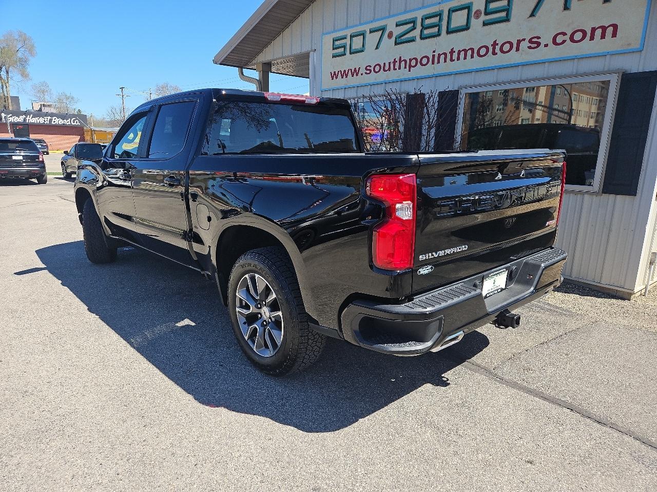 Chevrolet Silverado 1500 4WD Crew Cab 147" RST 2021