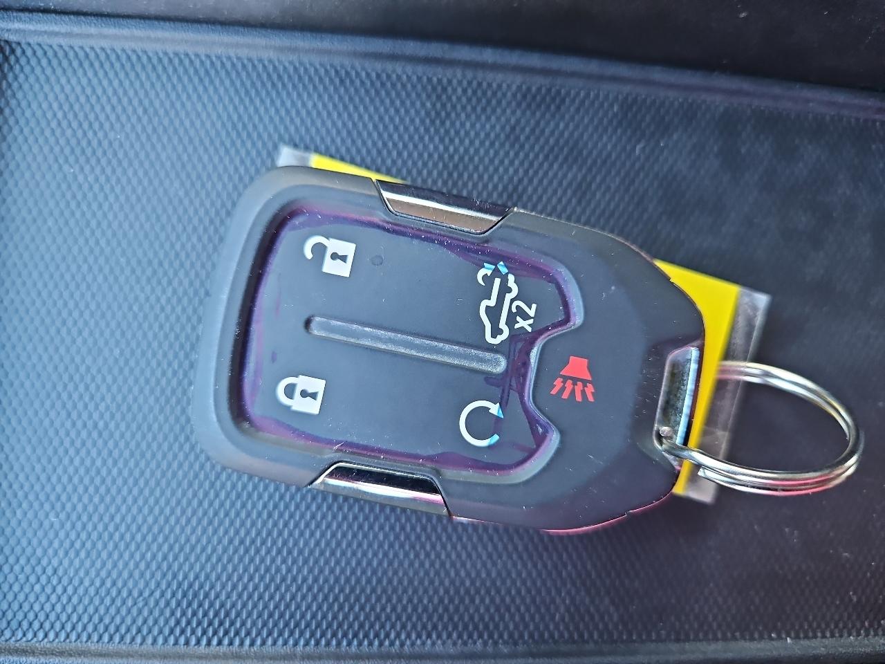 Chevrolet Silverado 1500 4WD Crew Cab 147" RST 2021