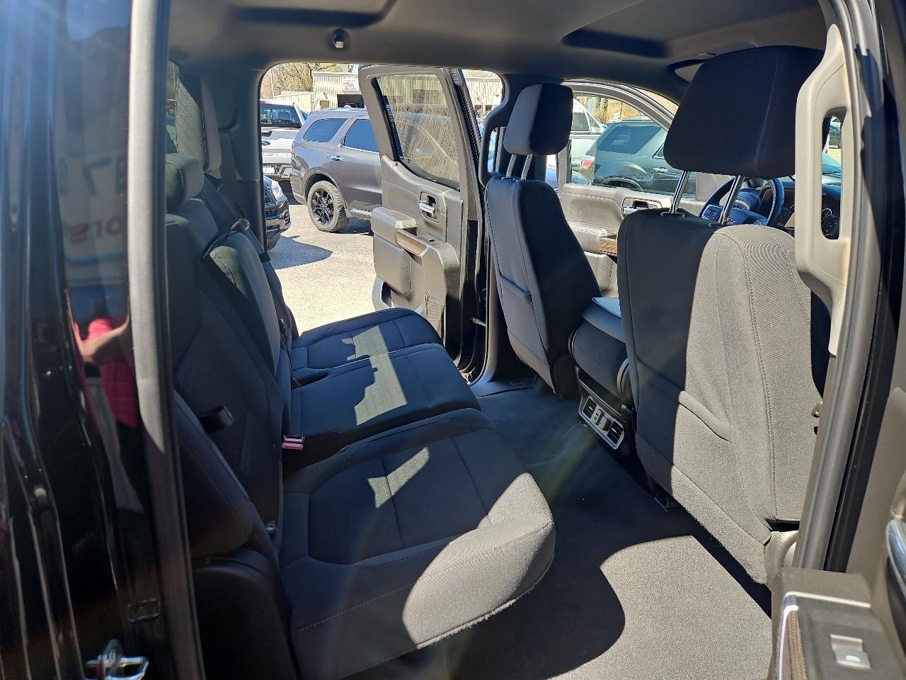 Chevrolet Silverado 1500 4WD Crew Cab 147" RST 2021