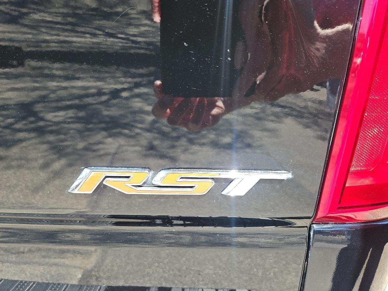 Chevrolet Silverado 1500 4WD Crew Cab 147" RST 2021