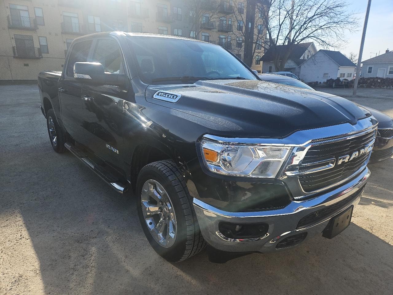 RAM 1500 Big Horn/Lone Star 4x4 Crew Cab 5'7" Box 2019